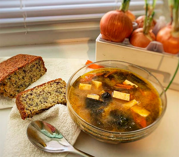 Уха с тофу и чечевицей