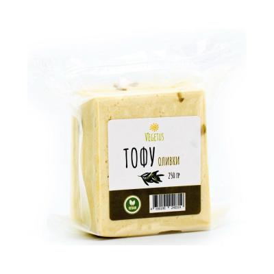Пищевой соевый продукт "Тофу с оливками" VEGETUS  250 гр.